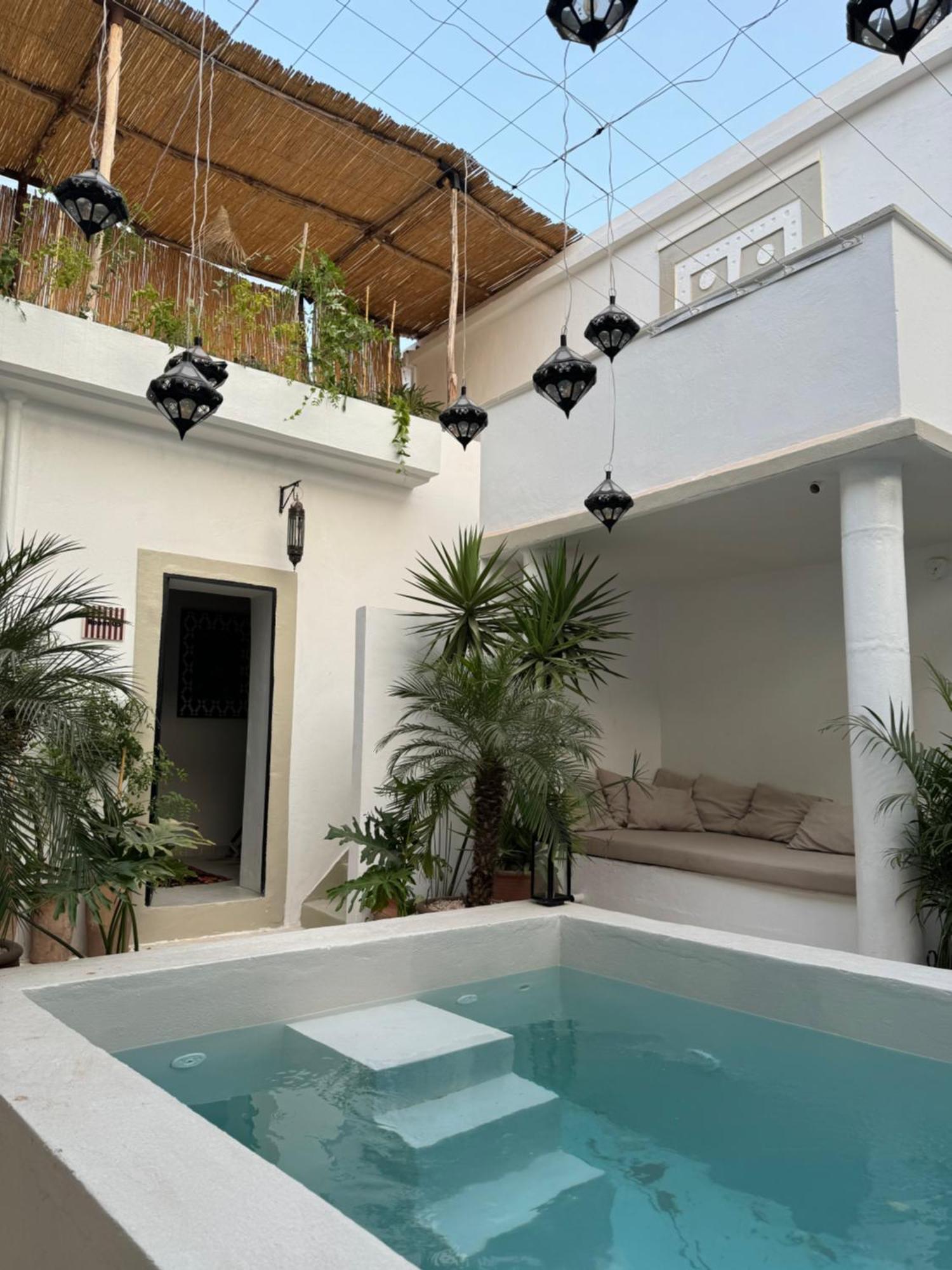 Riad Ait El Mouden Tamraght ภายนอก รูปภาพ
